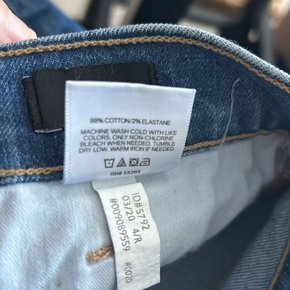 Express Mom Wedgie Jeans Super High Rise Button Fly Medium Wash Size 4 - Picture 8 of 8